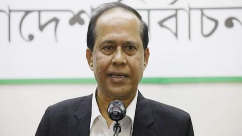 কমান্ড আমার হাতে, শক্তিটা পুলিশ-বিজিবির হাতে : সিইসি