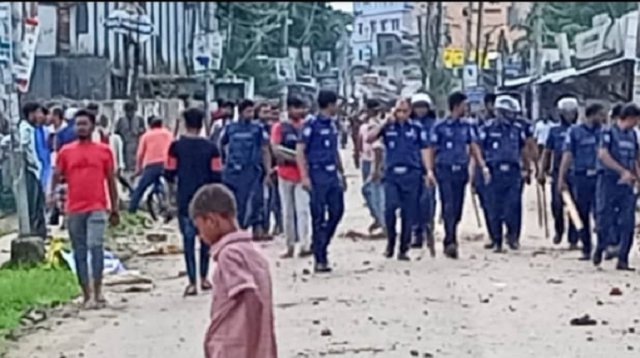 নোয়াখালীতে আ.লীগের নেতাকর্মীদের সঙ্গে বিএনপির সংঘর্ষ, আহত ১৫
