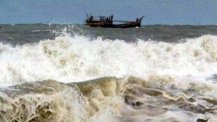 কক্সবাজারে জোয়ারে ২০০ গ্রাম প্লাবিত, ক্ষতিগ্রস্ত ২ লাখ মানুষ