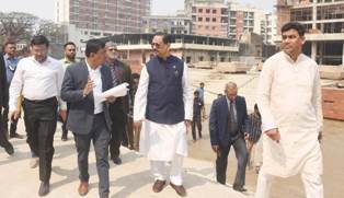 কেন্দ্রীয় শহীদ মিনার ও মুসলিম ইনস্টিটিউটের কাজ দ্রুত শেষ করার নির্দেশ মেয়রের