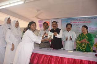 বঙ্গবন্ধুর অসমাপ্ত আত্মজীবনী পড়ুন, তাঁর আদর্শে দেশ গড়ুন