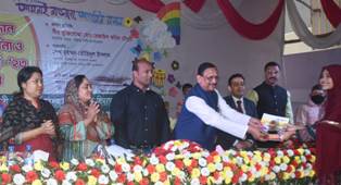 মানবিকতা, নৈতিক মূল্যবোধ ও মনুষ্যত্য অর্জন করতে না পারলে সত্যিকারের আলোকিত মানুষ হওয়া যায় না