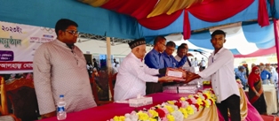 মোস্তফা হাকিম কলেজের বার্ষিক ক্রীড়া প্রতিযোগিতার পুরস্কার বিতরণ