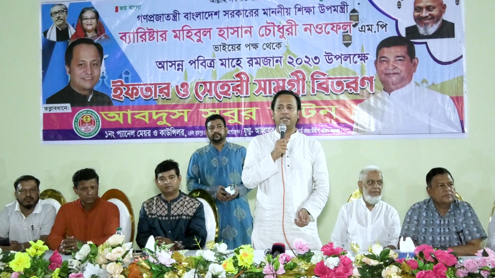 প্যানেল  মেয়র  লিটনের পক্ষ থেকে  রামপুরা ওয়ার্ডে ১০ হাজার হতদরিদ্র মানুষকে  খাদ‍্য সামগ্রী বিতরণ 
