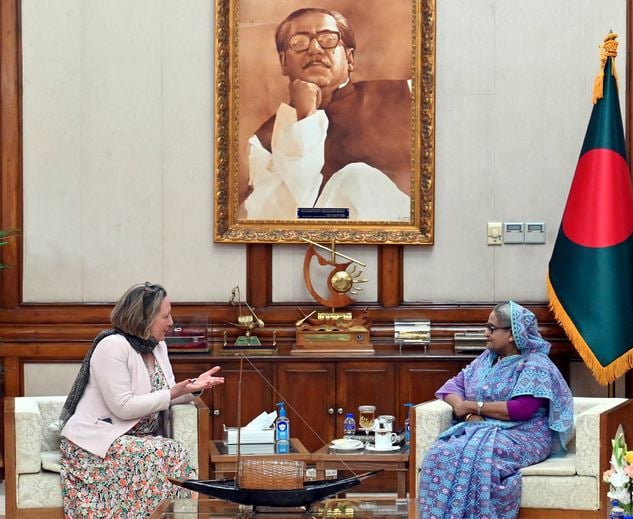  নির্বাচন পরিচালনায় ইসি সম্পূর্ণ স্বাধীন: প্রধানমন্ত্রী