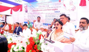  নারী উদ্যোক্তা সৃষ্টিতে বর্তমান সরকার সবরকম সহযোগিতা দিয়ে যাচ্ছে    