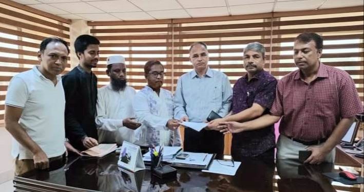  চট্টগ্রাম মহানগরীতে বাসাবাড়ী ও সিএনজি স্টেশনে গ্যাস দ্রুত স্বাভাবিকের আশ্বাস দিলেন কেজিডিসিএলের এমডি