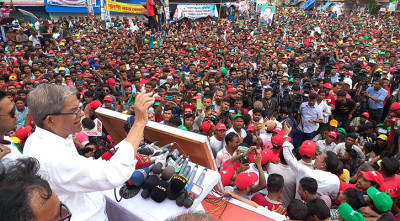 আওয়ামী লীগের রাজনীতির সঙ্গে জড়িতরা ছাড়া  কেউ লাভবান হচ্ছে না: ফখরুল