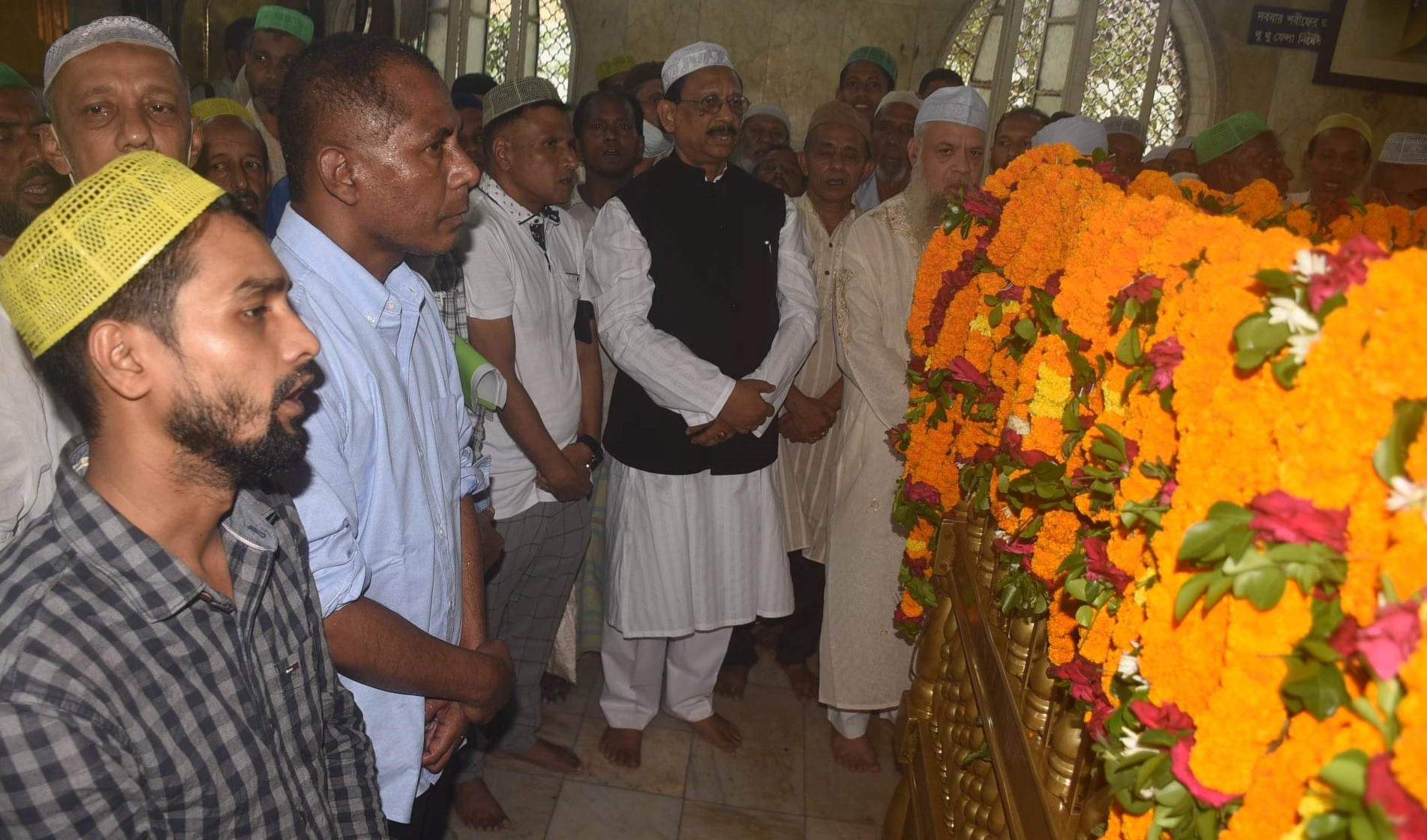 চট্টগ্রামে ইসলামের আলো ছড়িয়েছেন পীর-আউলিয়ারা