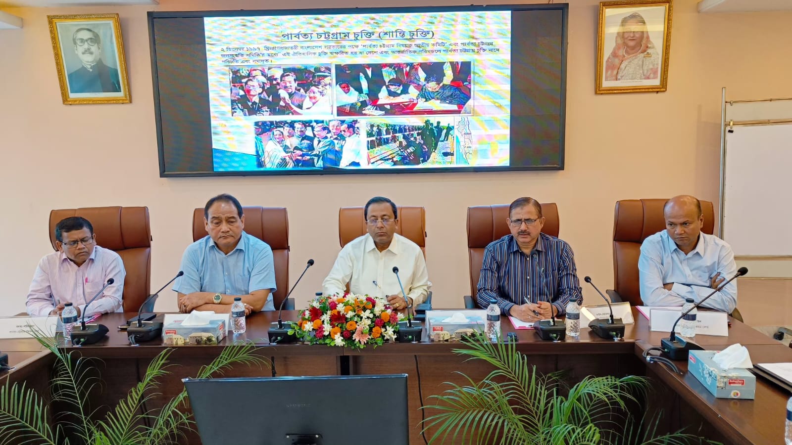 বঙ্গবন্ধুর কন্যার নেতৃত্বে পার্বত্য  মন্ত্রীর দিক নির্দেশনায় আগামীতে পার্বত্য চট্টগ্রাম এগিয়ে যাবে     