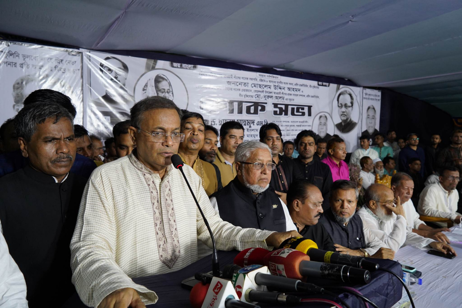 নির্বাচনে আসুন, দশ শতাংশ ভোট পান কিনা পরখ করে দেখুন : বিএনপিকে তথ্যমন্ত্রী