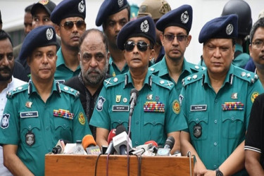 ঢাকার প্রবেশমুখে কাউকে পথ আটকাতে দেয়া হবে না : ডিএমপি কমিশনার