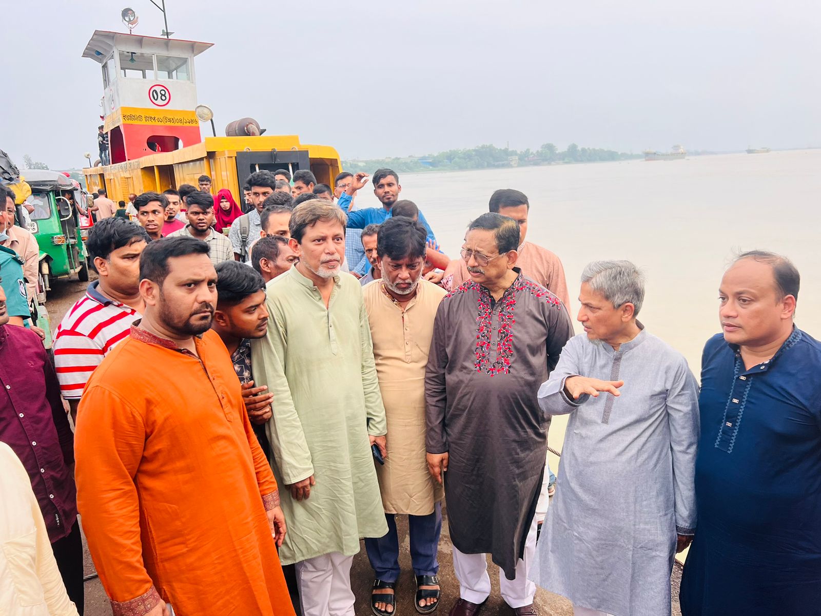 এক মাসের মধ্যে যোগাযোগ ব্যবস্থা স্বাভাবিক করার আশা চট্টগ্রামের মেয়রের