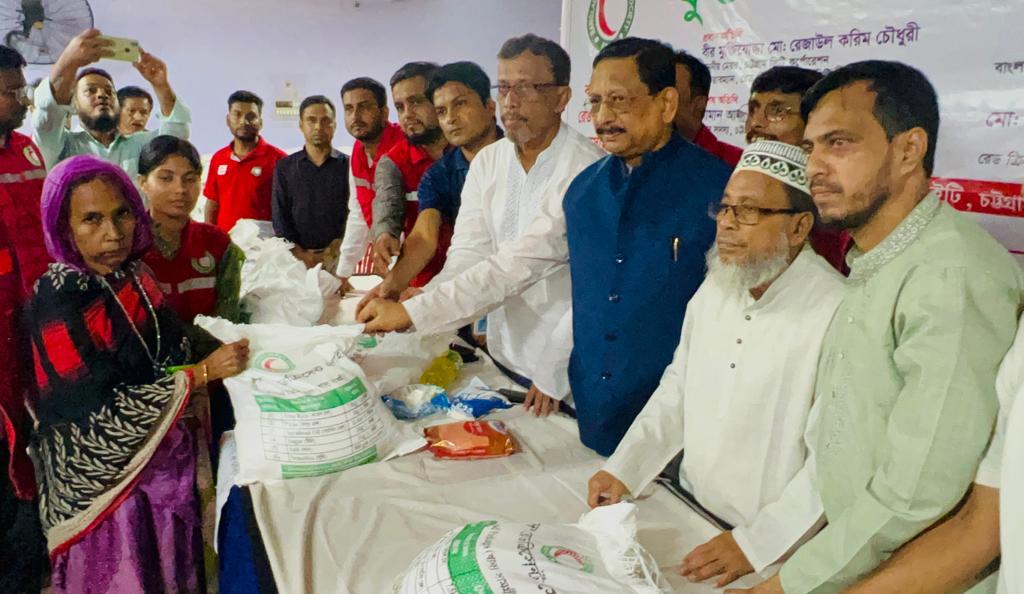 জনগণের বিপদে পাশে দাঁড়ানোই বঙ্গবন্ধুর আদর্শ: মেয়র রেজাউল