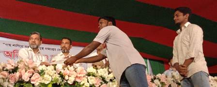 নামের স্বার্থকতা আনতে বটতলে বটগাছ – জেলা প্রশাসক