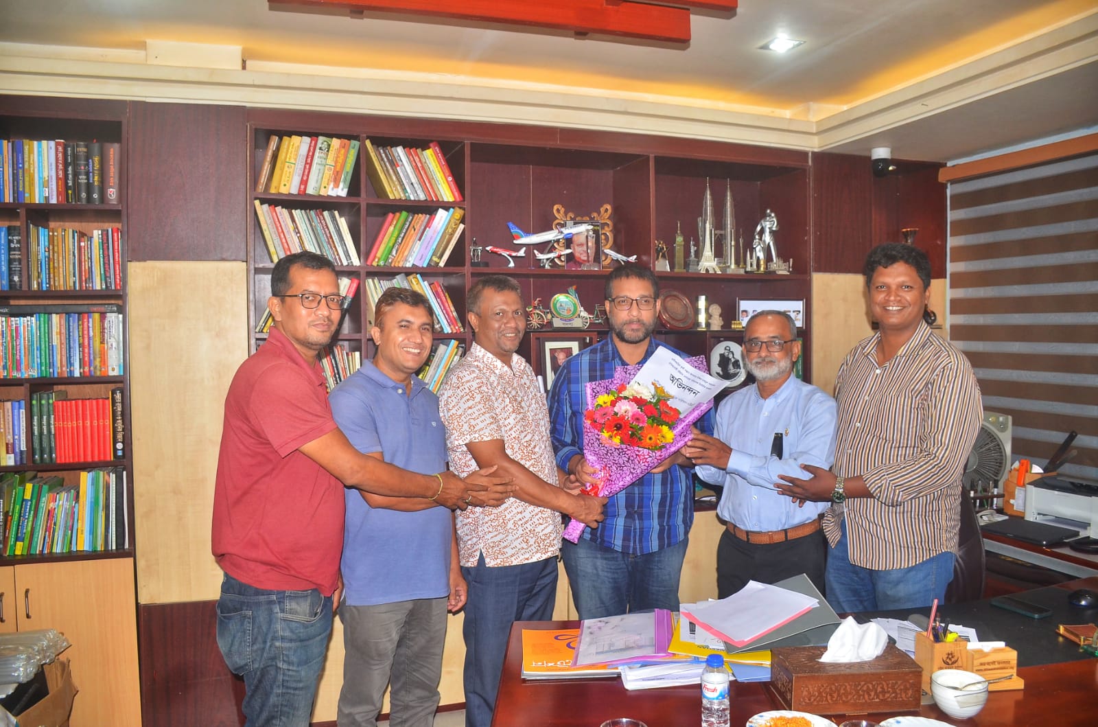 জেলা পরিষদের সদস্য পারভেজ চট্টগ্রাম চেম্বারের পরিচালক নির্বাচিত হওয়ায় চট্টগ্রামস্থ ফটিকছড়ি সাংবাদিক পরিষদের অভিনন্দন