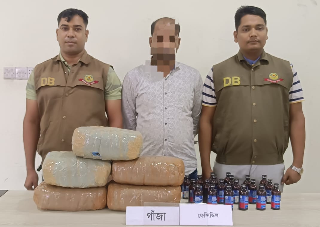 হালিশহরে চোলাই মদসহ আটক ১