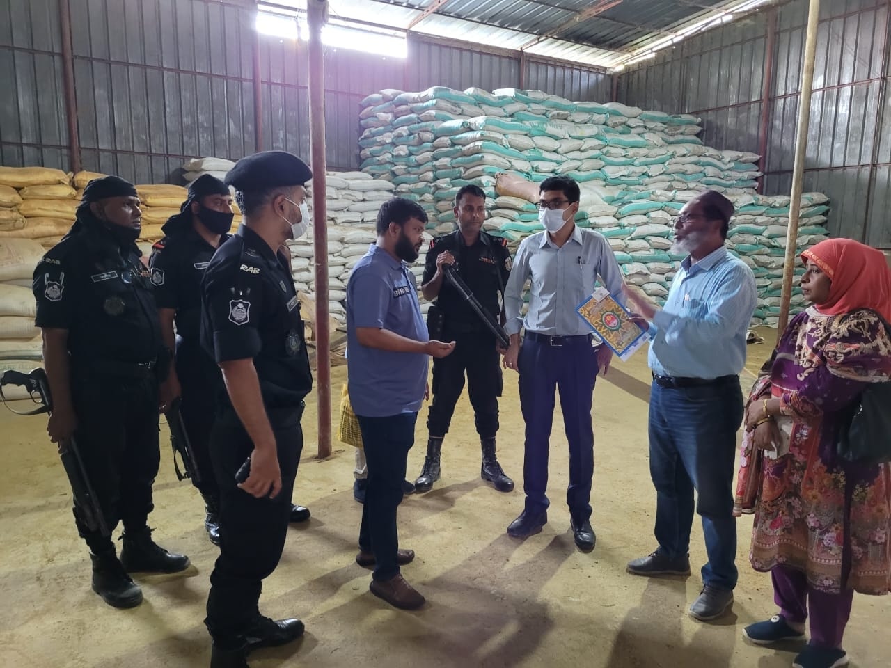 চাক্তাই  ২ পোল্ট্রি ও ফিশ ফিডকে  জরিমানা