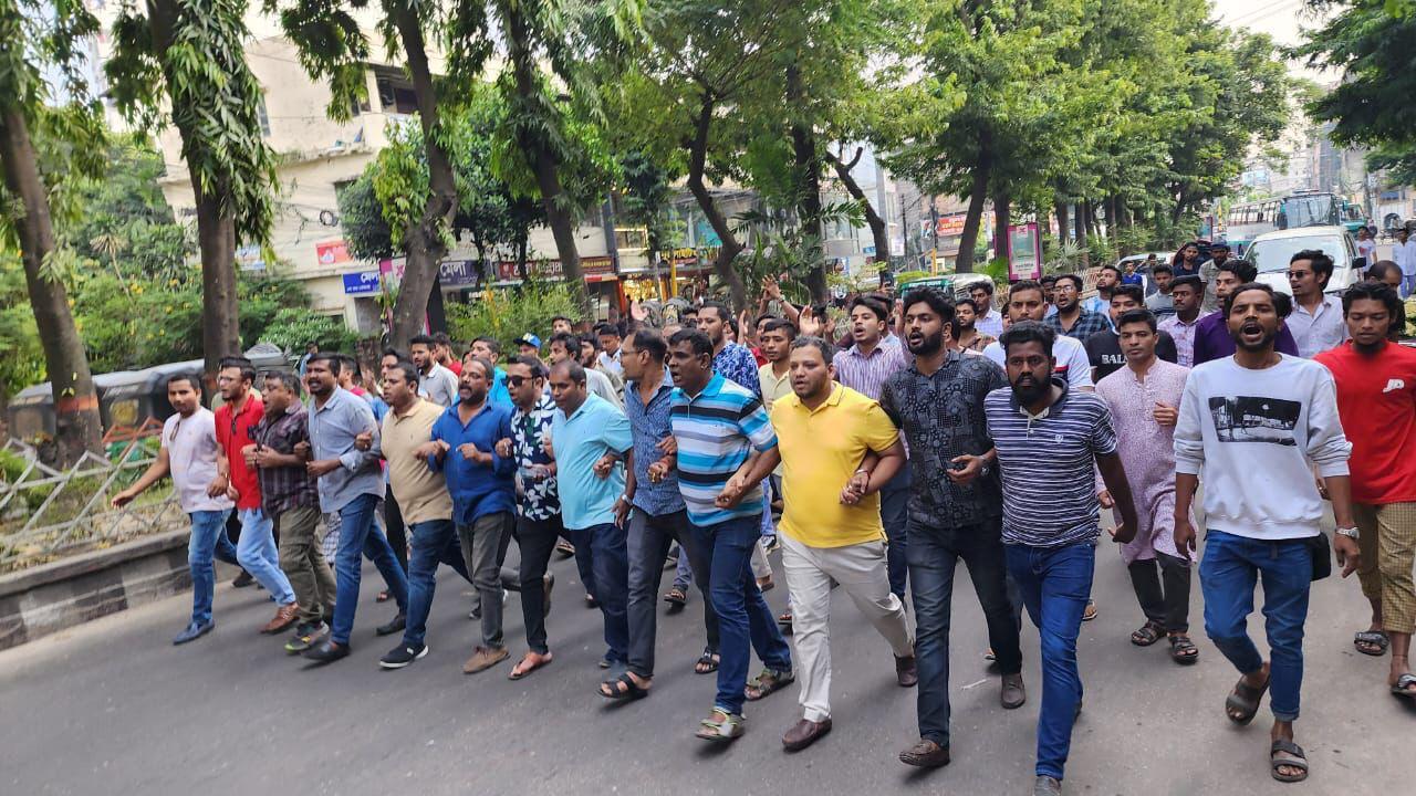 দেশের উন্নয়নের  বাঁধাদানকারীদের রাজপথেই প্রতিহত করা হবে