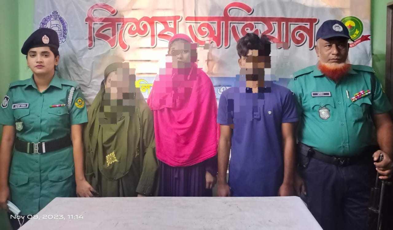 বাকলিয়ায় অসামাজিক কার্যকলাপ : আটক ৩