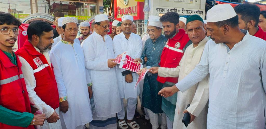 রেড ক্রিসেন্টের স্বেচ্ছাসেবকরা মানুষের কল্যাণে প্রতিনিয়ত কাজ করছে : সিটি মেয়র