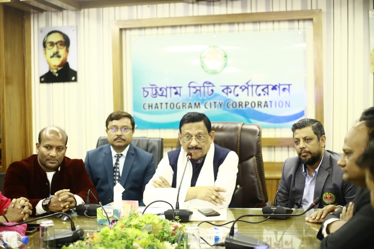 তারের জঞ্জাল অপসারণ : ফেব্রুয়ারিতে ৩ ওয়ার্ডে পাইলট প্রকল্প শুরু করছে চসিক