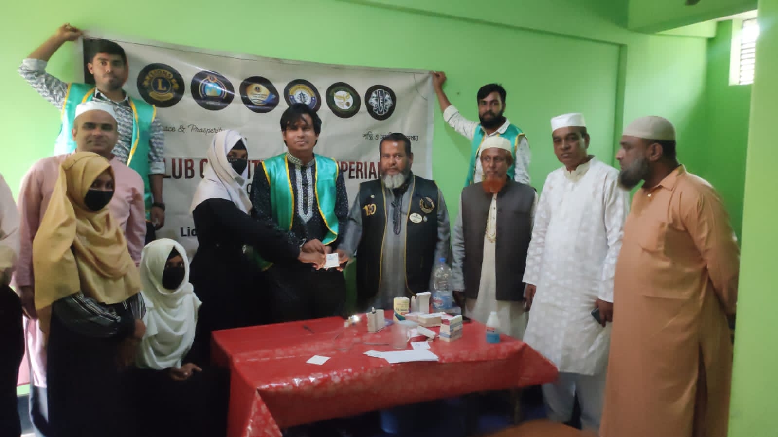 দরবার এ বেতাগী আস্তানা শরীফে চক্ষু, ডেন্টাল ও রক্তের গ্রুপ নির্ণয় ক্যাম্প অনুষ্টিত  