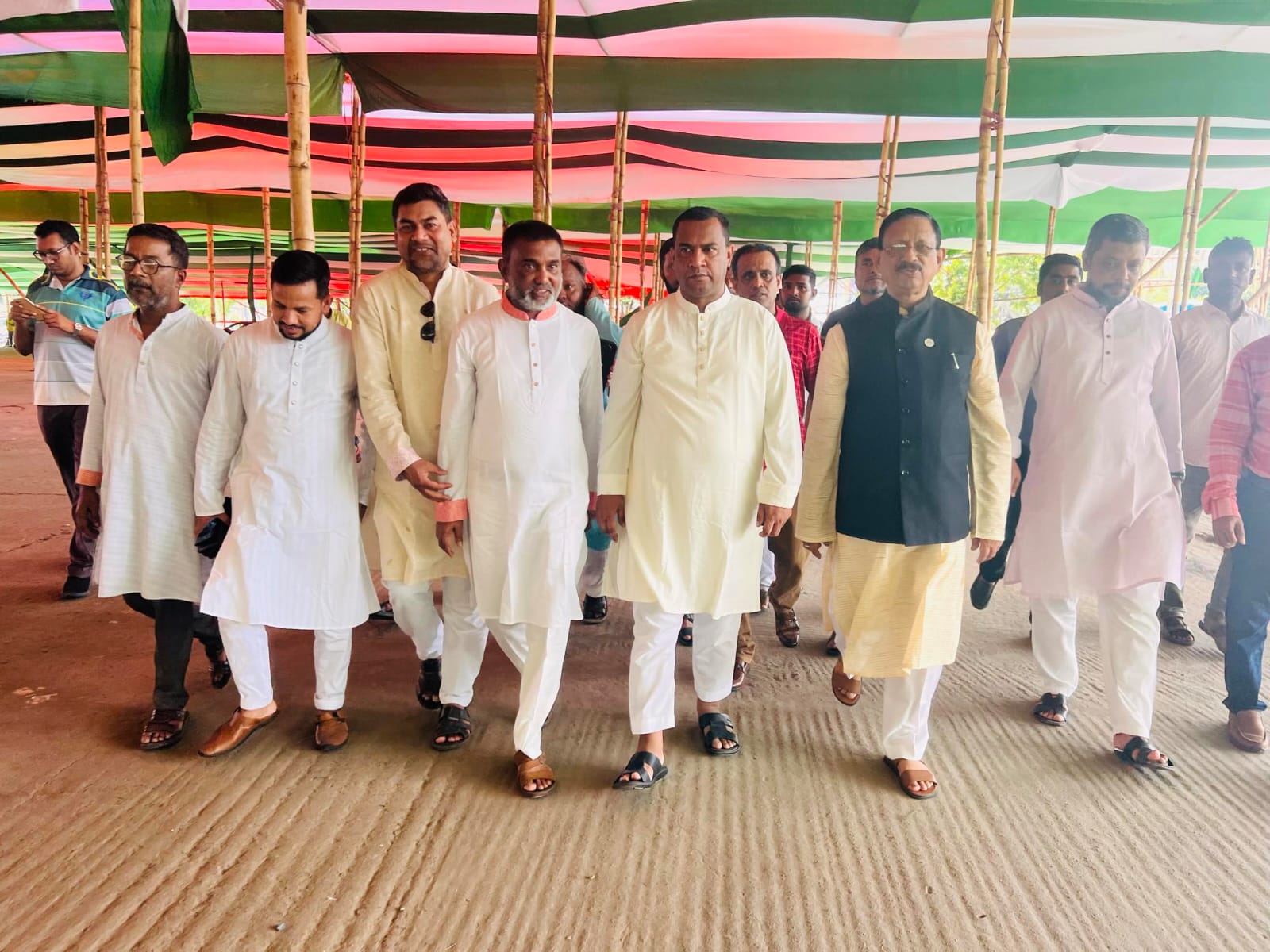 ঈদের জামাতের জন্য প্রস্তুত জমিয়তুল ফালাহ ময়দান: চসিক মেয়র