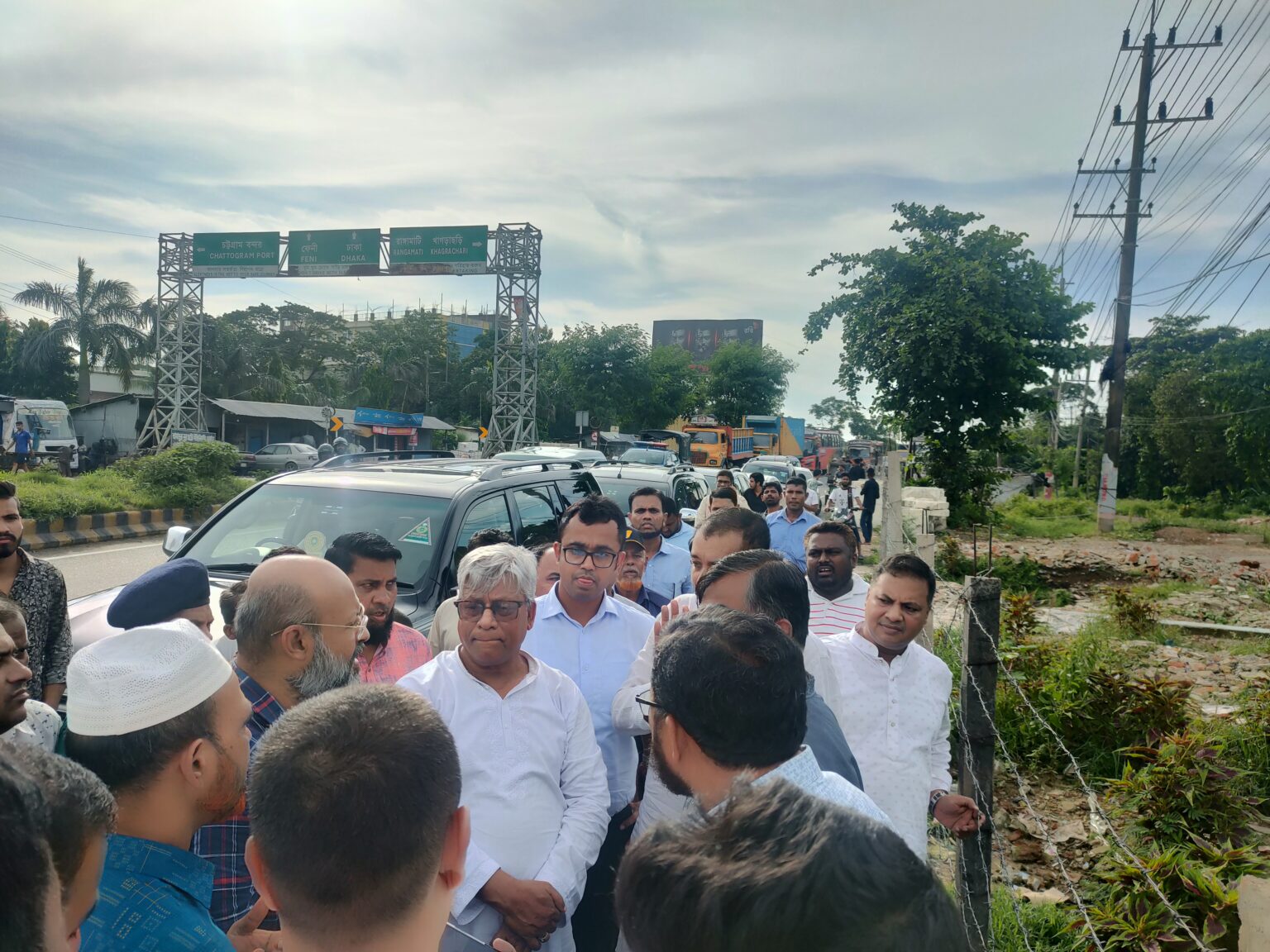  সীতাকুণ্ডে বিভিন্ন প্রকল্প পরিদর্শন করেন সিডিএ চেয়ারম্যান   