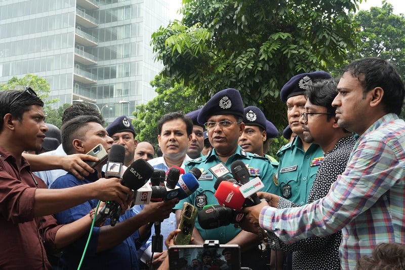  যে কোনো চ্যালেঞ্জ মোকাবিলায় পুলিশের সক্ষমতা রয়েছে : ডিএমপি কমিশনার