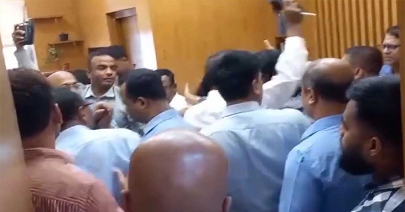 ডিসি নিয়োগ নিয়ে জনপ্রশাসন মন্ত্রণালয়ে হট্টগোল : তদন্তে ১ সদস্যবিশিষ্ট কমিটি গঠিত