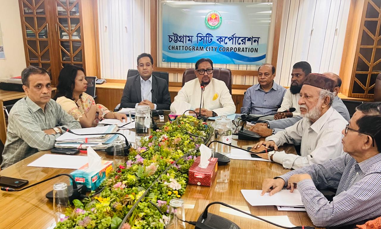 বই জ্ঞান ভান্ডারকে সমৃদ্ধ করে ডা. শাহাদাত