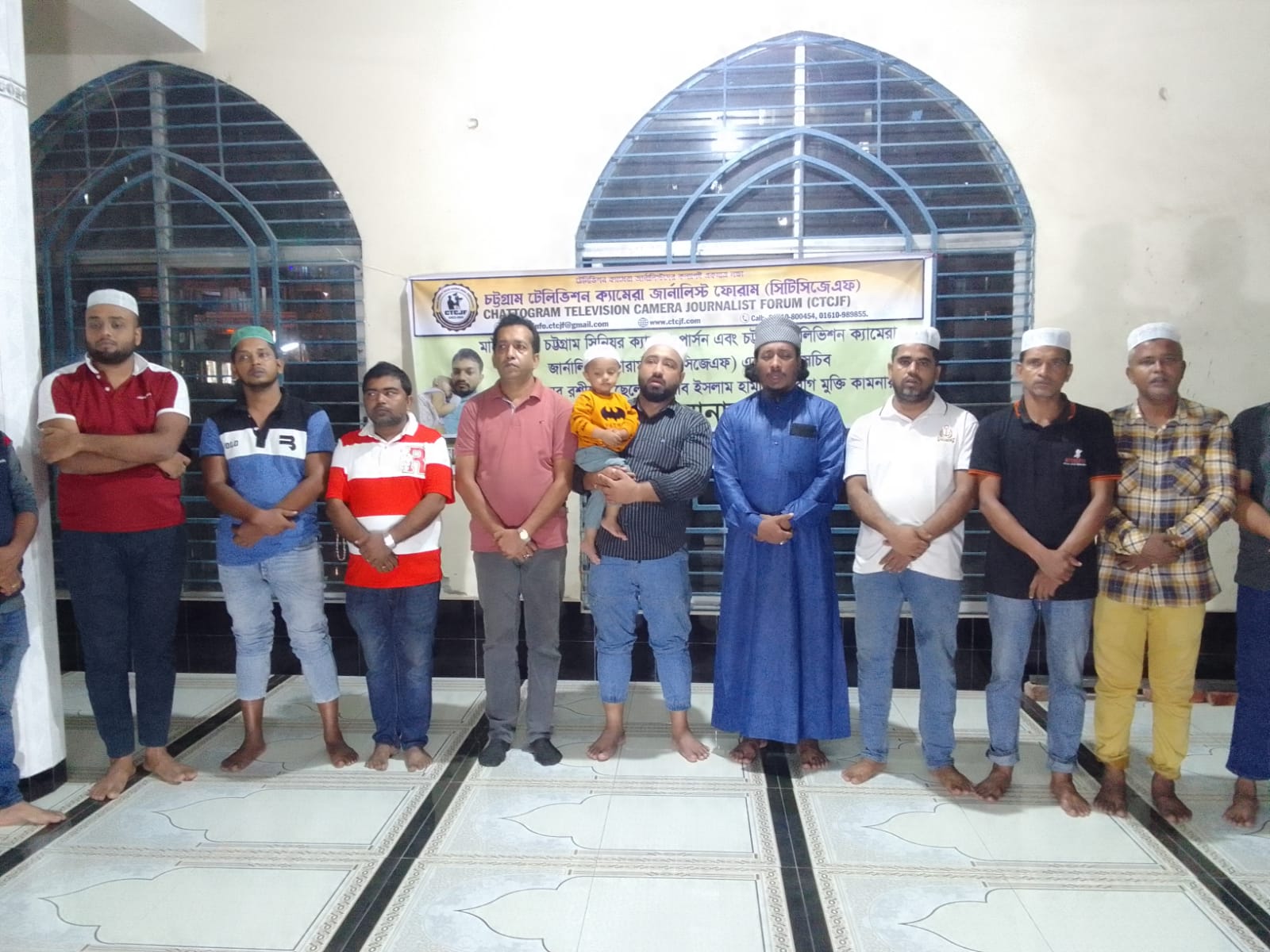 শিশু মেহরামের রোগ মুক্তিকে দোয়া মাহফিল