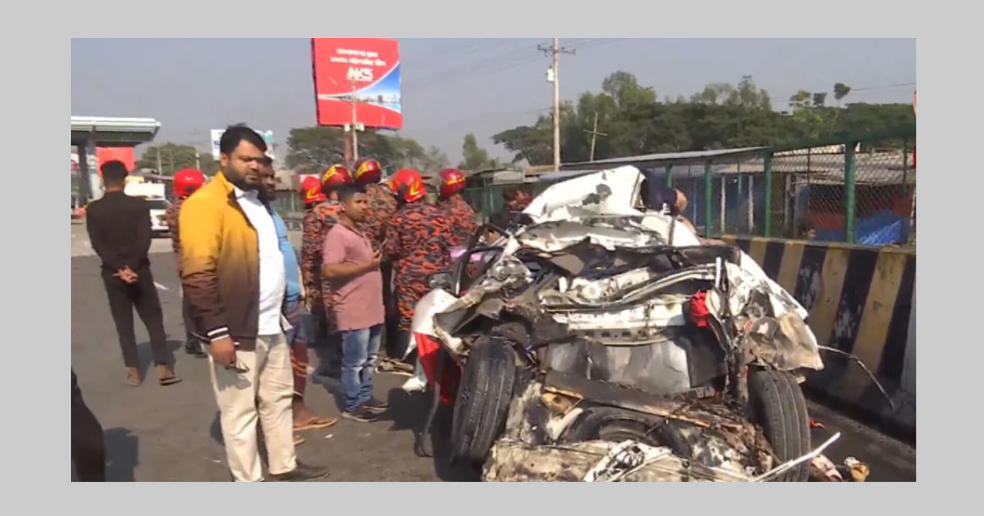 ঢাকা মাওয়া এক্সপ্রেসওয়েতে সড়ক দুর্ঘটনা, মৃত্যু ৫