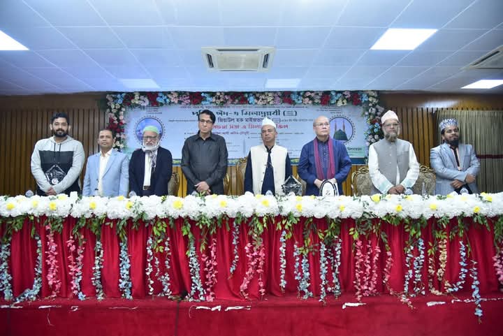 মানব সেবায় বিশ্বঅলি জিয়াউল হক মাইজভান্ডারীর অবদান চিরস্মরণীয়
