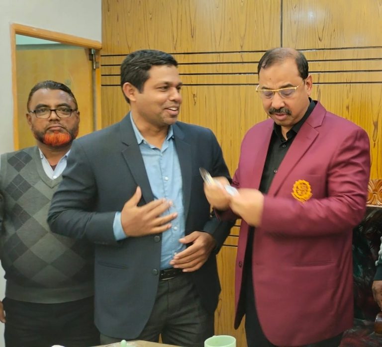 কেজিডিএলে শ্রমিক লীগের খোলস পাল্টে এখন শ্রমিকদলের নেতা