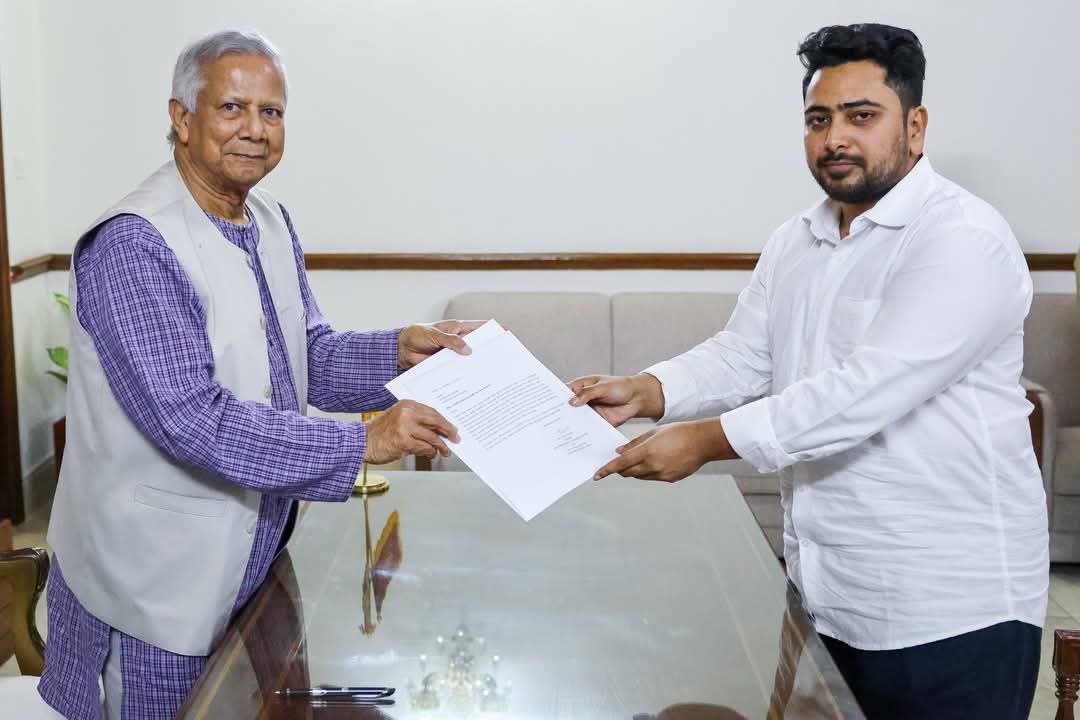 উপদেষ্টা পরিষদ থেকে পদত্যাগ করেছেন নাহিদ ইসলাম