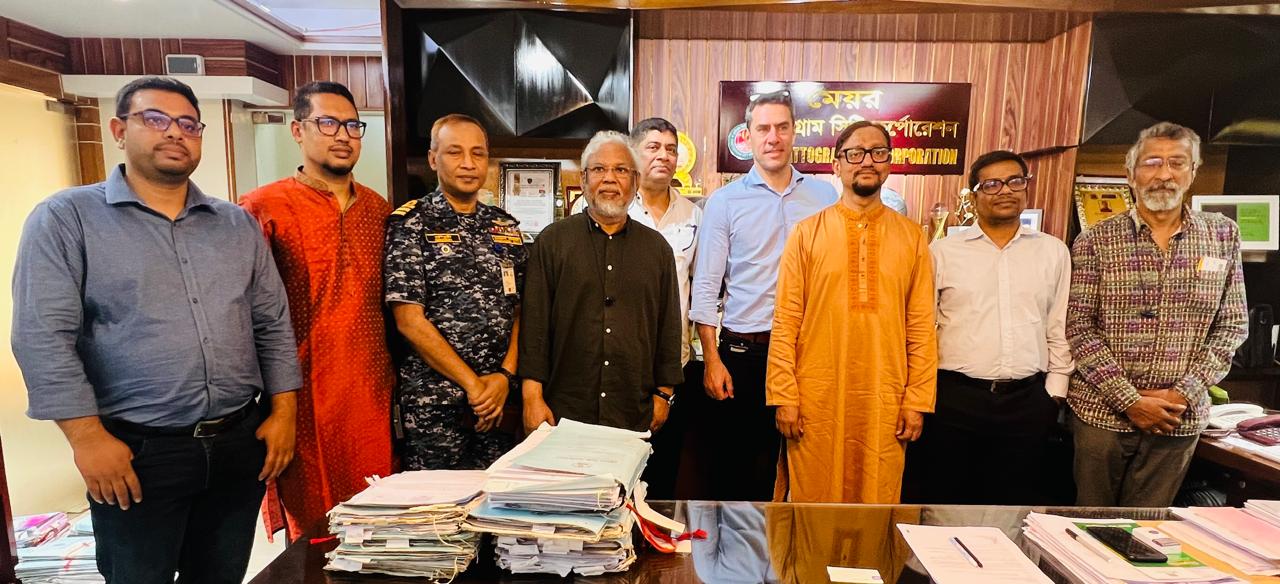চট্টগ্রামে ৩৬ মেগাওয়াট ওয়েস্ট-টু-এনার্জি প্রকল্প বিষয়ে মেয়রের সাথে ব্রিটিশ কোম্পানির মতবিনিময়