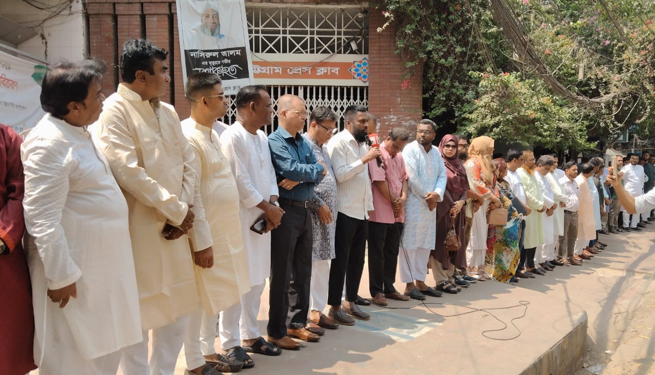জিয়ার শ্রদ্ধা স্মারক সরিয়ে ফেলার অপকর্মে জড়িতদের দ্রুত আইনের আওতায় আনুন
