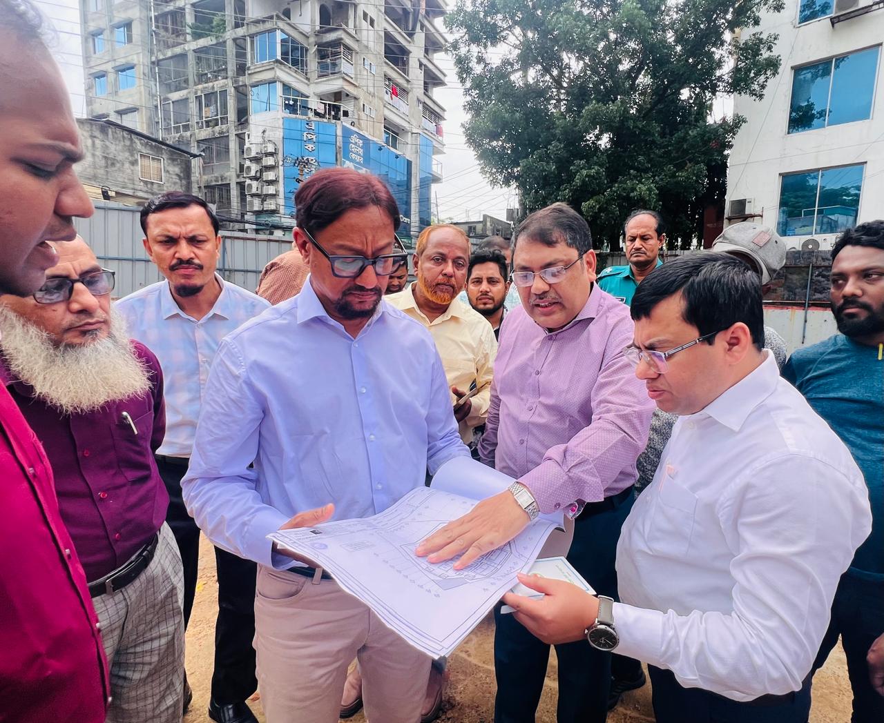 চসিক নগর ভবনের নির্মাণকাজ পরিদর্শন করলেন সিটি মেয়র 