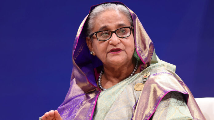 আদালত অবমাননার অভিযোগে শেখ হাসিনাকে আদালতে হাজির হওয়ার বিষয়ে পত্রিকায় বিজ্ঞপ্তি প্রকাশের নির্দেশ