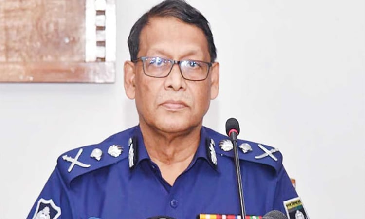 মিটফোর্ডের নারকীয় হত্যাকাণ্ডের দ্রুত বিচারে সরকার বদ্ধপরিকর : আইন উপদেষ্টা