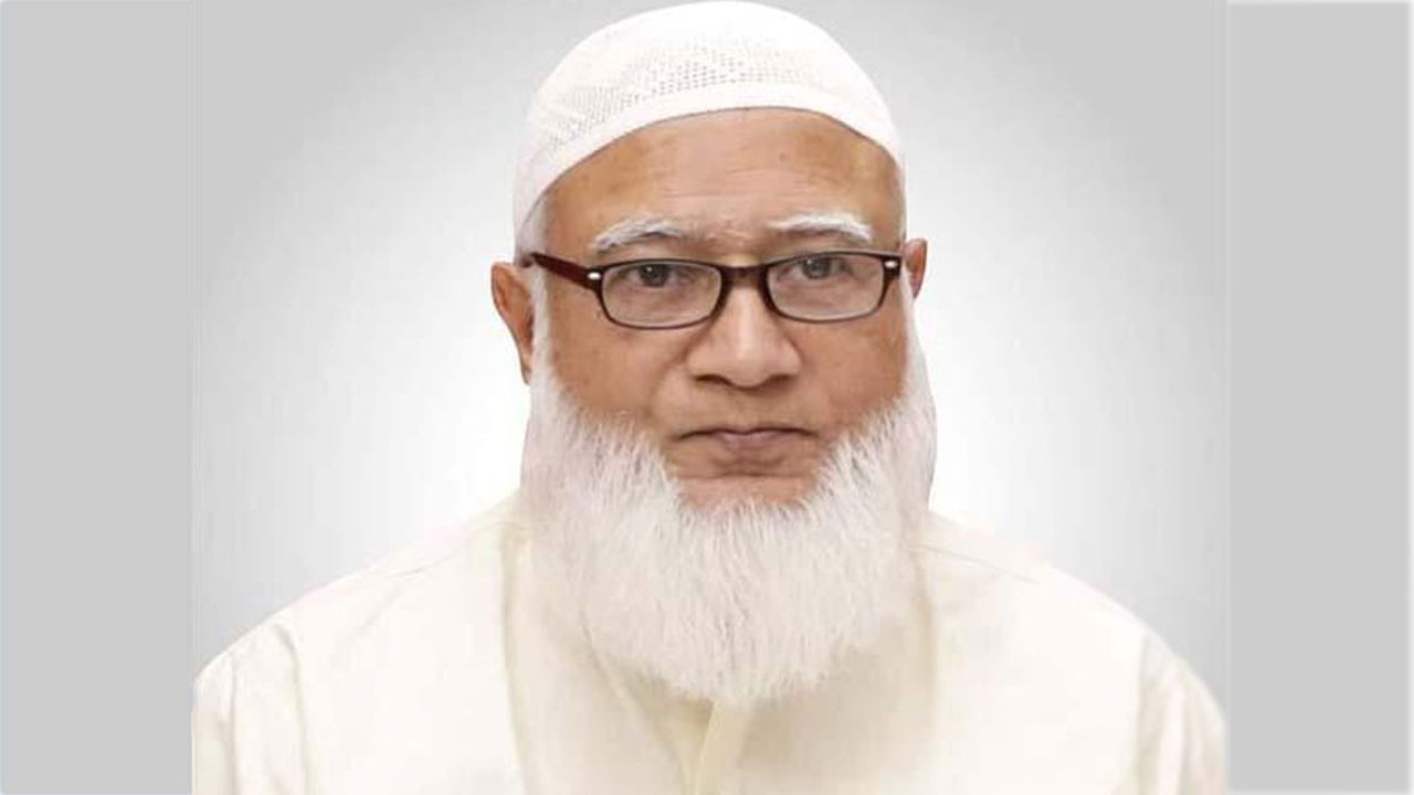 জামায়াতকে যারা গালি দেয় জবাবে তাদের জন্য দোয়া করুন