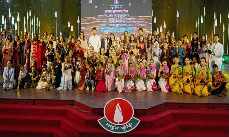 নতুন কুঁড়ির শিশুশিল্পীরা বাংলাদেশের সাংস্কৃতিক অঙ্গনে খ্যাতি অর্জন করবে : তথ্য ও সম্প্রচার উপদেষ্টা  