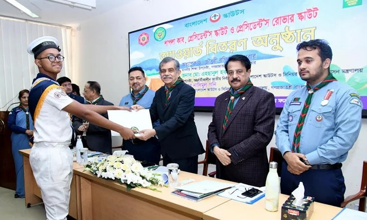 জুলাই গণঅভ্যুত্থানে স্কাউটদের আত্মত্যাগ নতুন বাংলাদেশ নির্মাণের প্রেরণা: শিক্ষা উপদেষ্টা