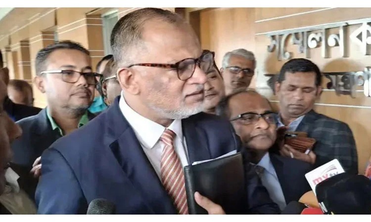 ভোজ্য তেলের দাম বাড়ানোর আইনগত ভিত্তি নেই : বাণিজ্য উপদেষ্টা   