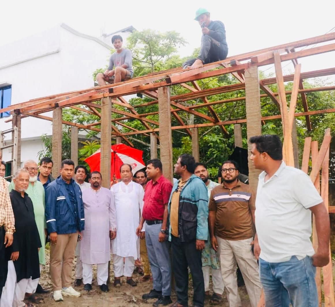 বাঁশখালীতে বন্যায় ঘর হারানো ১০০ পরিবারকে ঘর তুলে দেবেন প্রধানমন্ত্রী