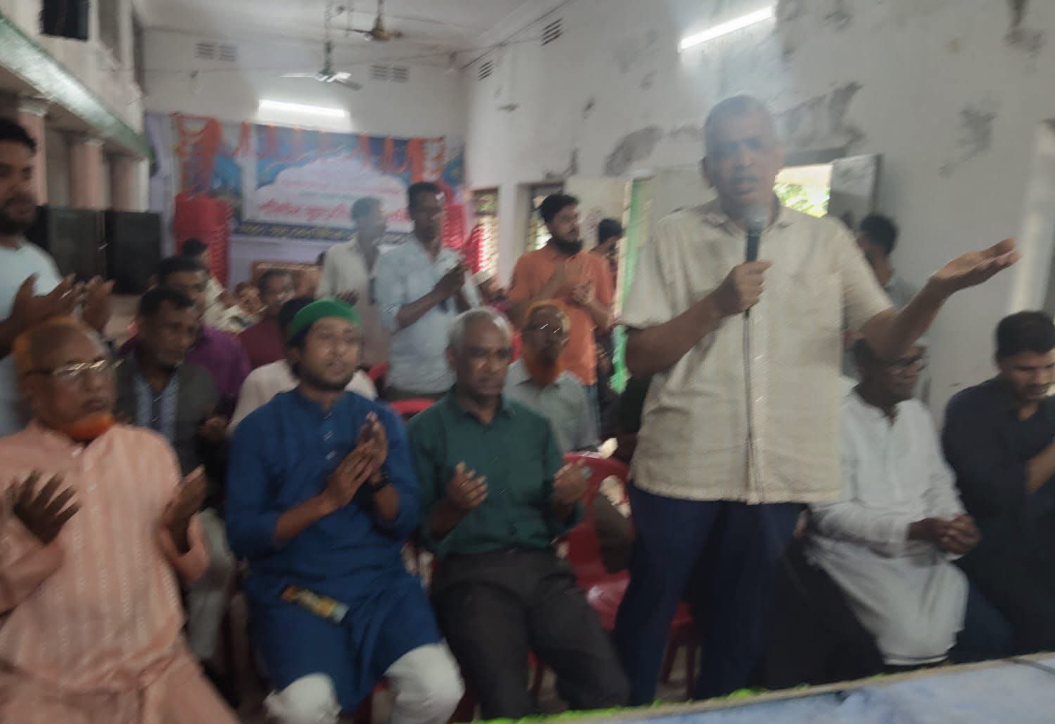 রাউজান উপজেলা বিএনপির উদ্যোগে বেগম খালেদা জিয়ার জন্মবার্ষিকী উপলক্ষে আলোচনা সভা ও দোয়া মাহফিল