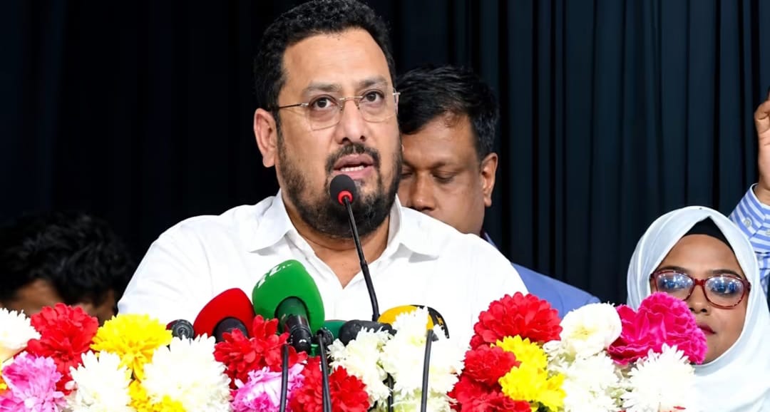 নবীন আইনজীবীদের সিনিয়রের অধীনে কাজ শেখার আহ্বান প্রতিমন্ত্রী মীর হেলালের